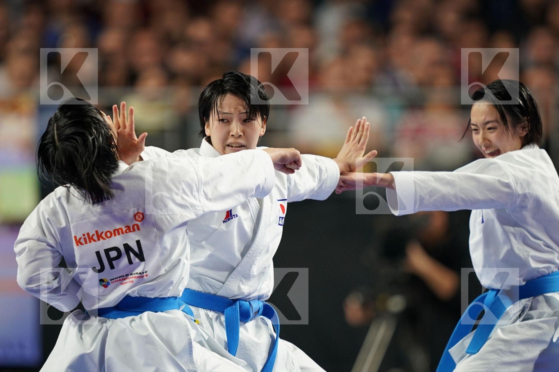 JAPAN (ISHIBASHI, MUGIYAMA, TAIRA) in Senior Team Female Kata - Final bout