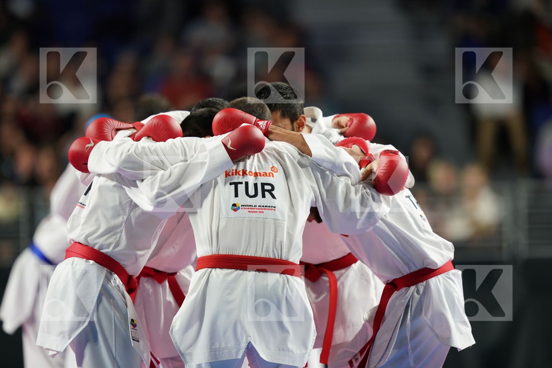 TURKEY (AKTAS, ELTEMUR, GOK, KAPTAN, OZER, UYGUR, YAMANOGLU) vs IRAN (ABAZARI, ASGARI GHONCHEH, ASIABARI, GANJZADEH, HEYDARI, KHODABAKHSHI, POORSHAB) in Senior Team Male Kumite - Final bout