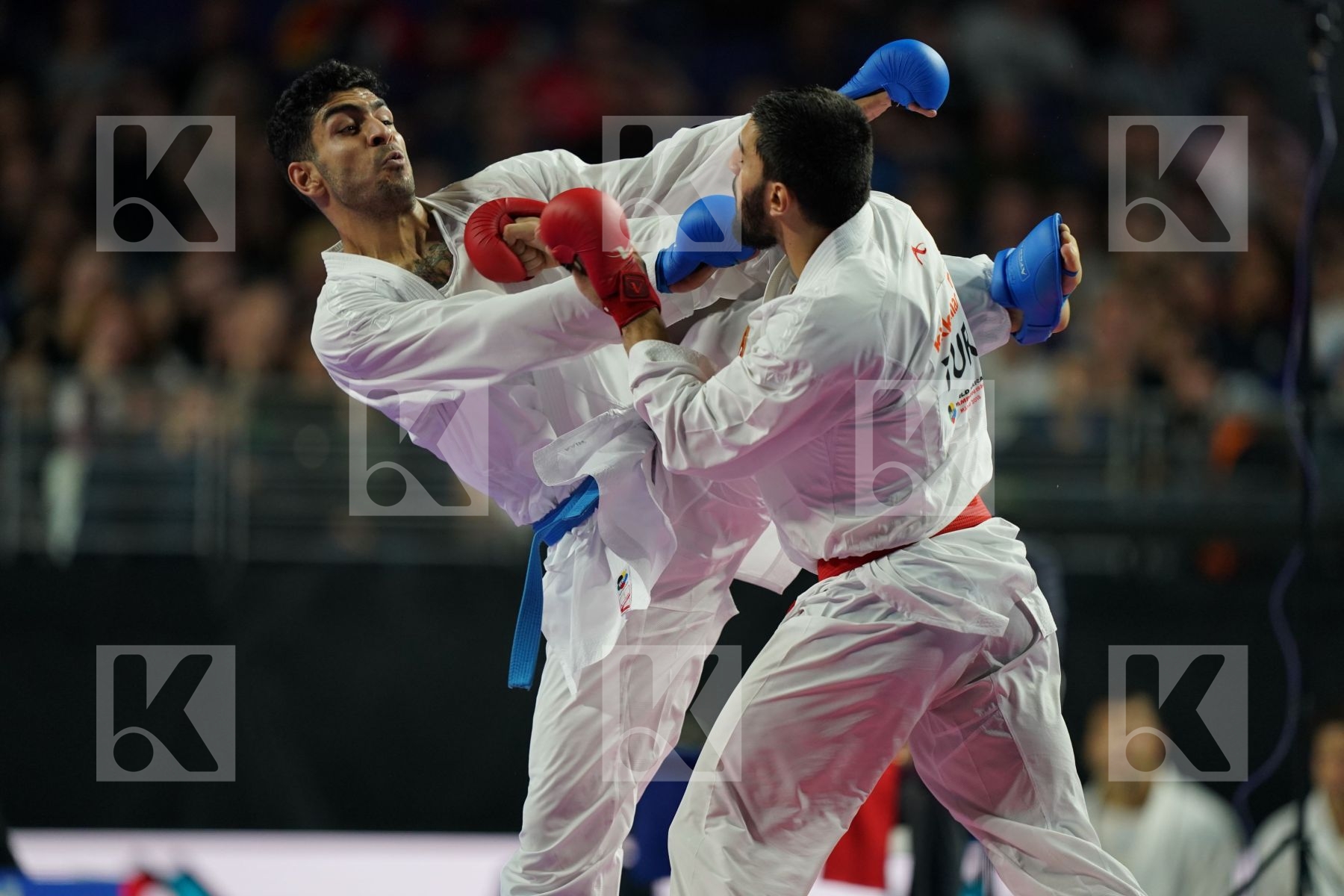 TURKEY (AKTAS, ELTEMUR, GOK, KAPTAN, OZER, UYGUR, YAMANOGLU) vs IRAN (ABAZARI, ASGARI GHONCHEH, ASIABARI, GANJZADEH, HEYDARI, KHODABAKHSHI, POORSHAB) in Senior Team Male Kumite - Final bout
