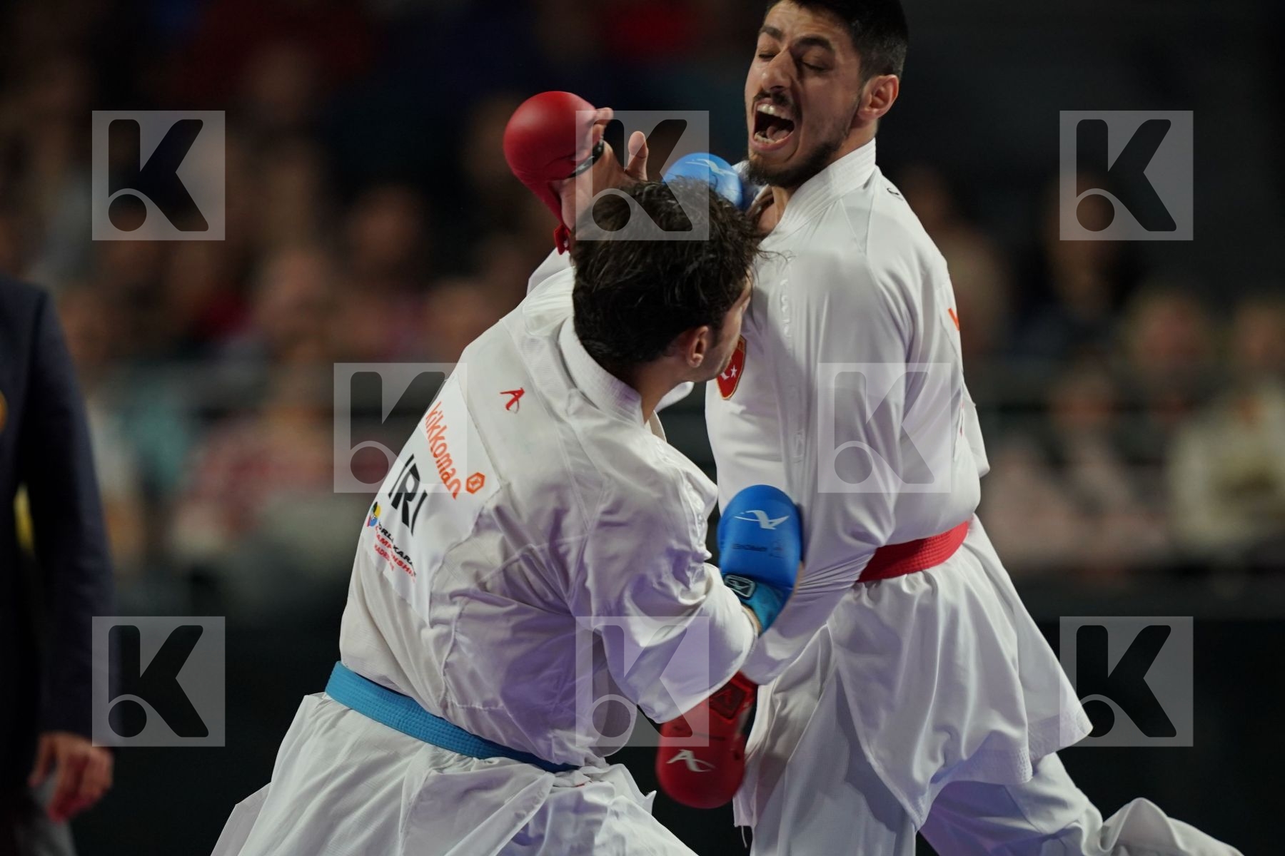 TURKEY (AKTAS, ELTEMUR, GOK, KAPTAN, OZER, UYGUR, YAMANOGLU) vs IRAN (ABAZARI, ASGARI GHONCHEH, ASIABARI, GANJZADEH, HEYDARI, KHODABAKHSHI, POORSHAB) in Senior Team Male Kumite - Final bout