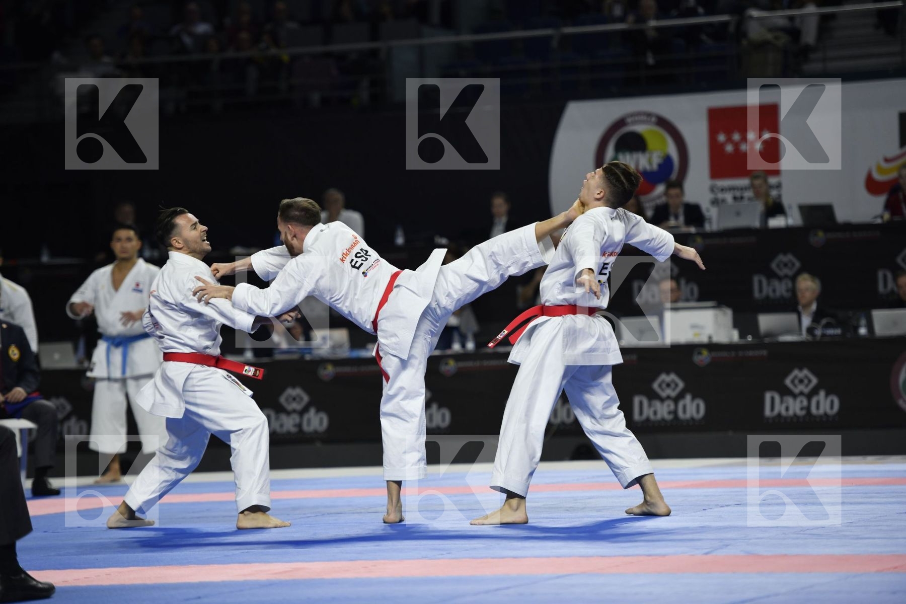 SPAIN (CARBONELL LOPEZ, GALAN LOPEZ, SALAZAR JOVER) vs JAPAN (KINJO, KIYUNA, UEMURA) in Senior Team Male Kata - Final bout