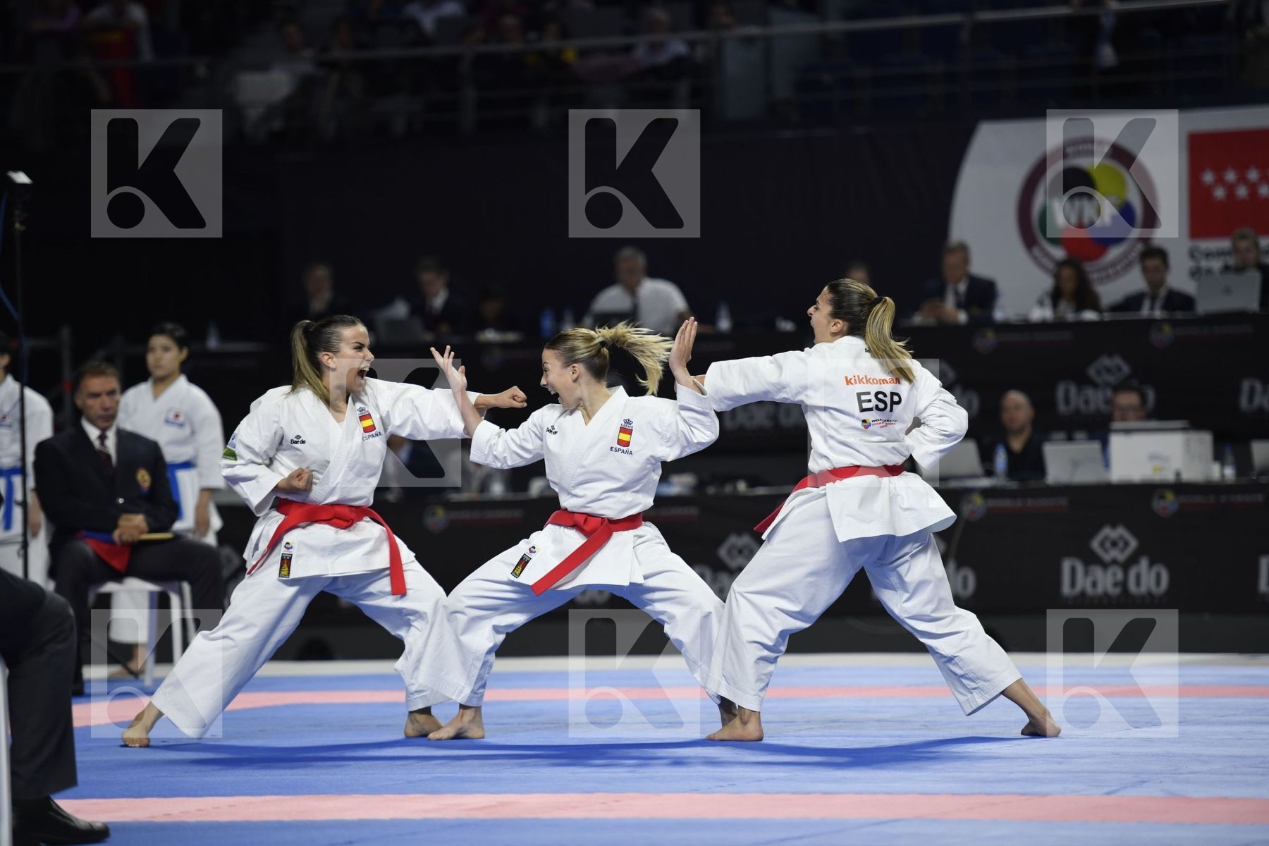 SPAIN (GARCIA LOZANO, RODRIGUEZ ENCABO, ROY RUBIO) vs JAPAN (ISHIBASHI, MUGIYAMA, TAIRA) in Senior Team Female Kata - Final bout