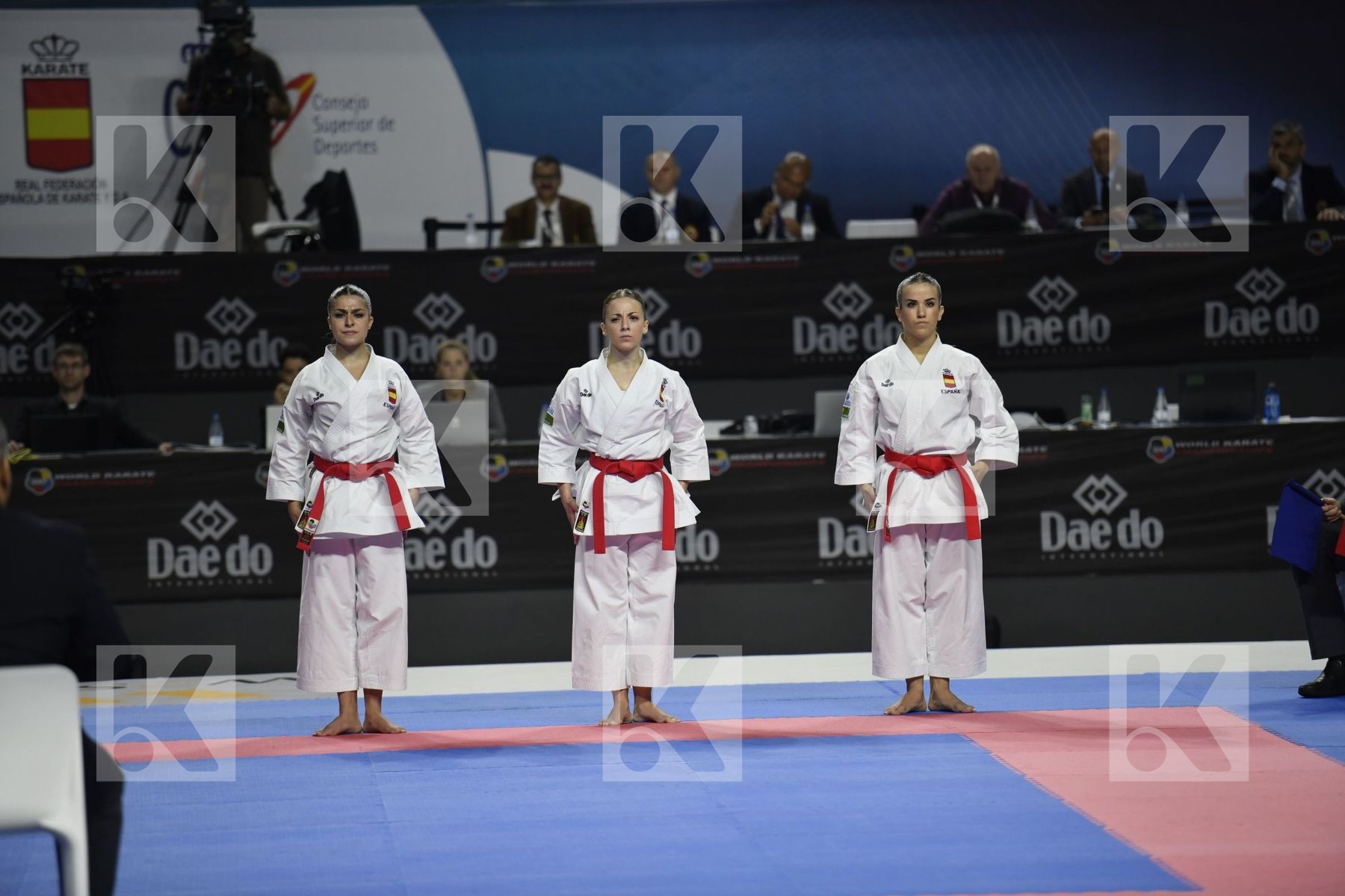 SPAIN (GARCIA LOZANO, RODRIGUEZ ENCABO, ROY RUBIO) vs JAPAN (ISHIBASHI, MUGIYAMA, TAIRA) in Senior Team Female Kata - Final bout