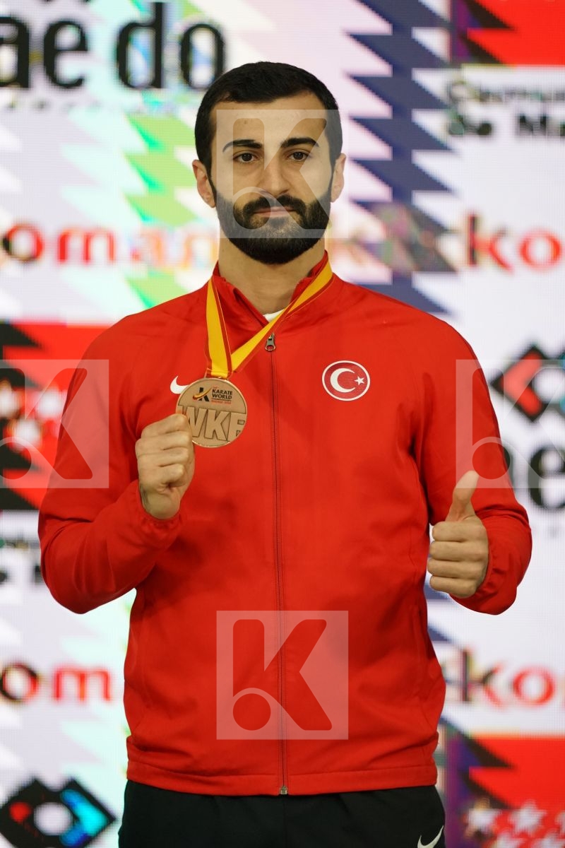 UGUR AKTAS (TURKEY) in Senior Kumite Ð 84 Kg - Podium ceremony