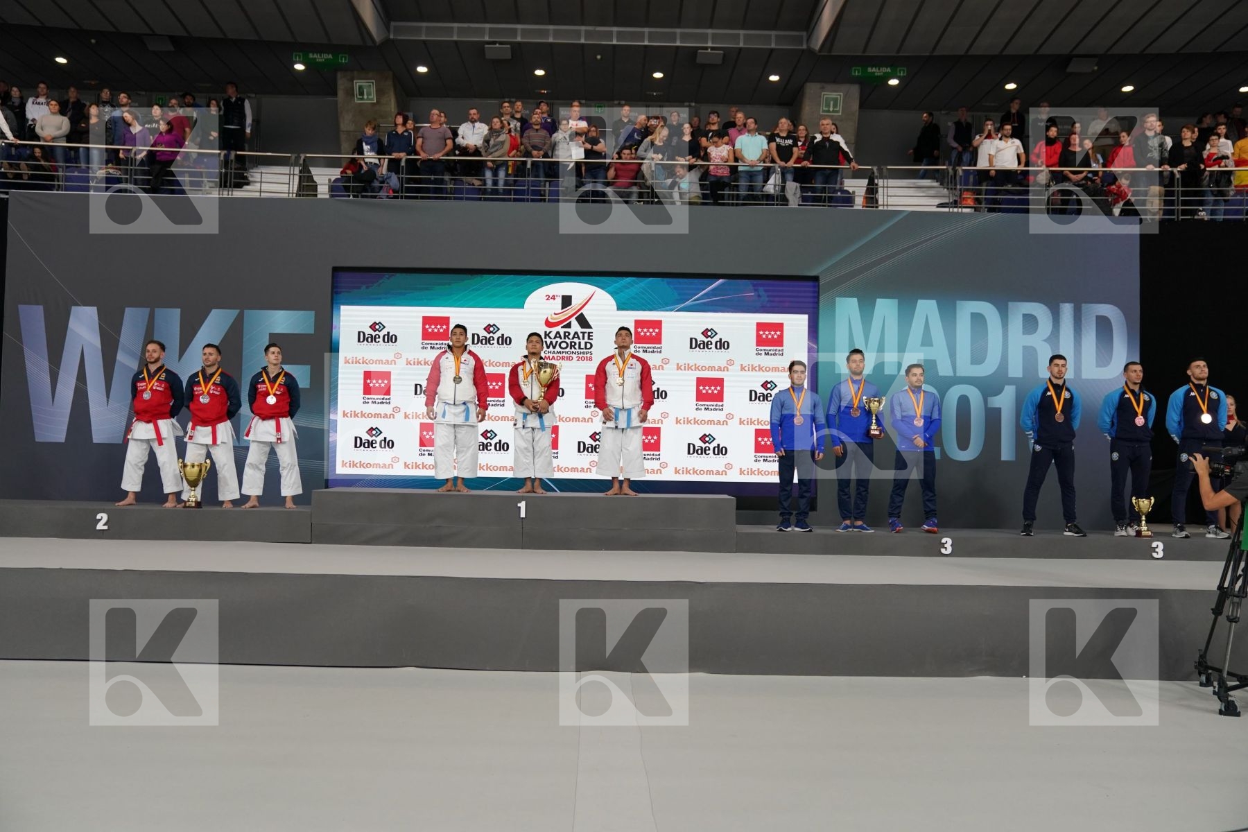 SPAIN (CARBONELL LOPEZ, GALAN LOPEZ, SALAZAR JOVER) vs JAPAN (KINJO, KIYUNA, UEMURA), ITALY (GALLO, IODICE, PANAGIA), IRAN (DELIKHOUN, SHAHRJERDI, ZAND) in Senior Team Female Kata - Podium ceremony