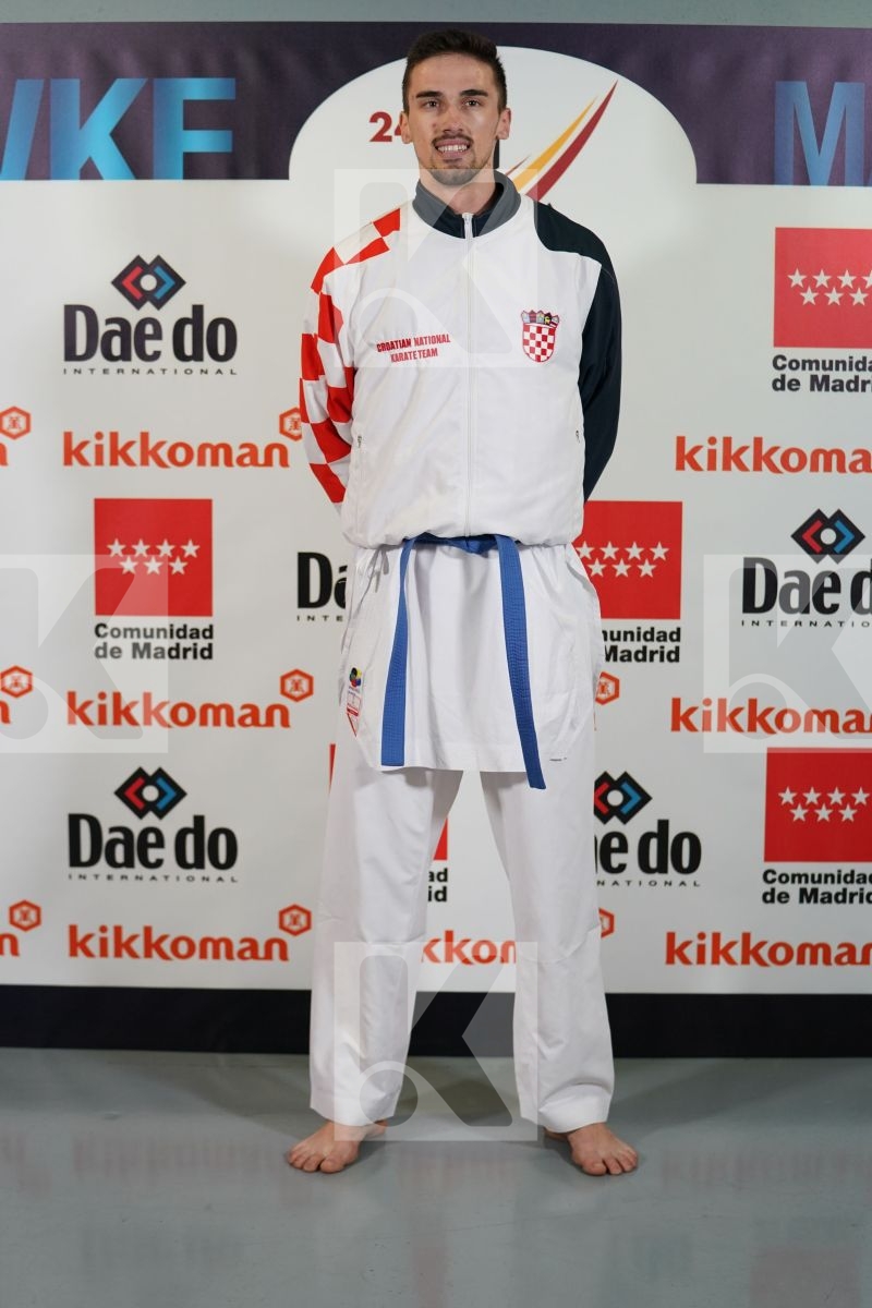 IVAN KVESIC (CROATIA) in Senior Kumite Ð 68 Kg - Qualification
