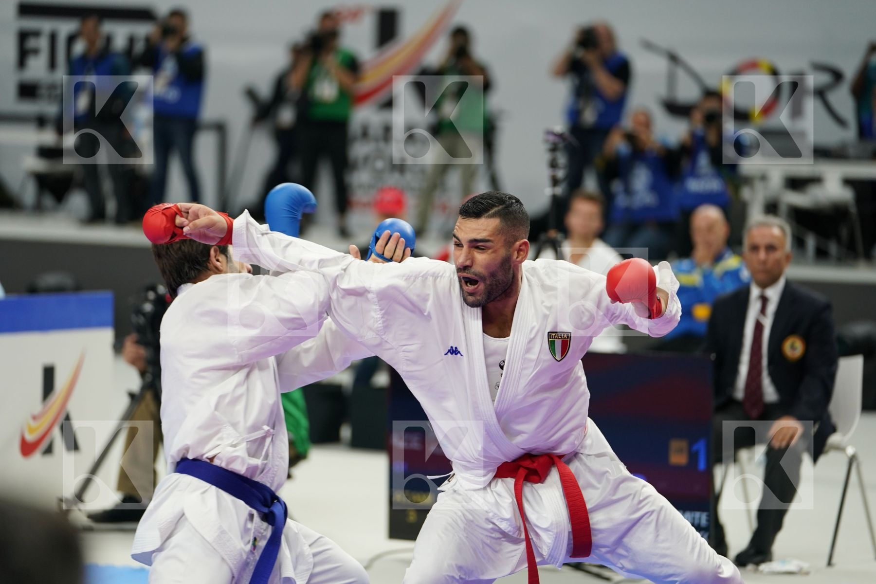 LUIGI BUSA (ITALY) vs RAFAEL AGHAYEV (AZERBAIJAN) in Senior Kumite Ð 75 Kg - Qualification