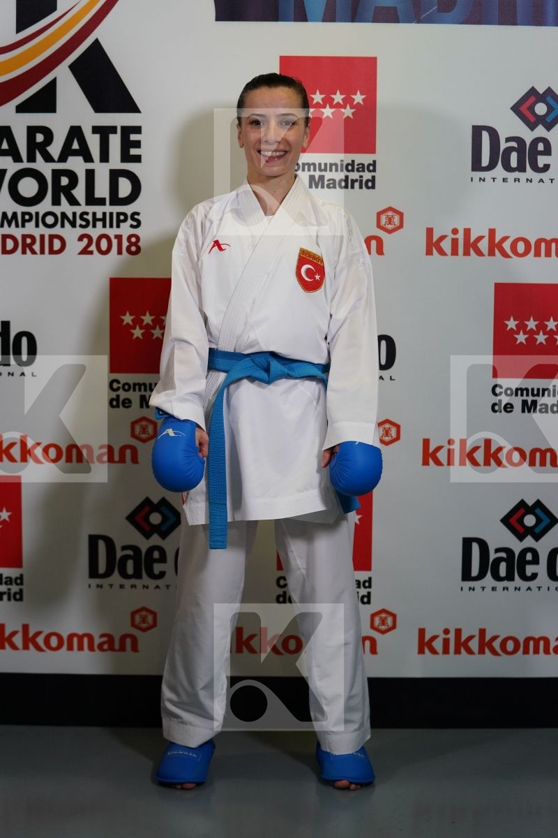 SERAP OZCELIK ARAPOGLU (TURKEY) in Senior Kumite -50 Kg - Qualification
