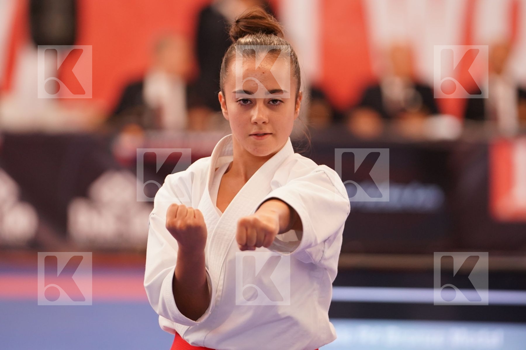 PEREZ ALVEZ AZAHARA (SPAIN) in Cadet Kata Female - Bronze bout
