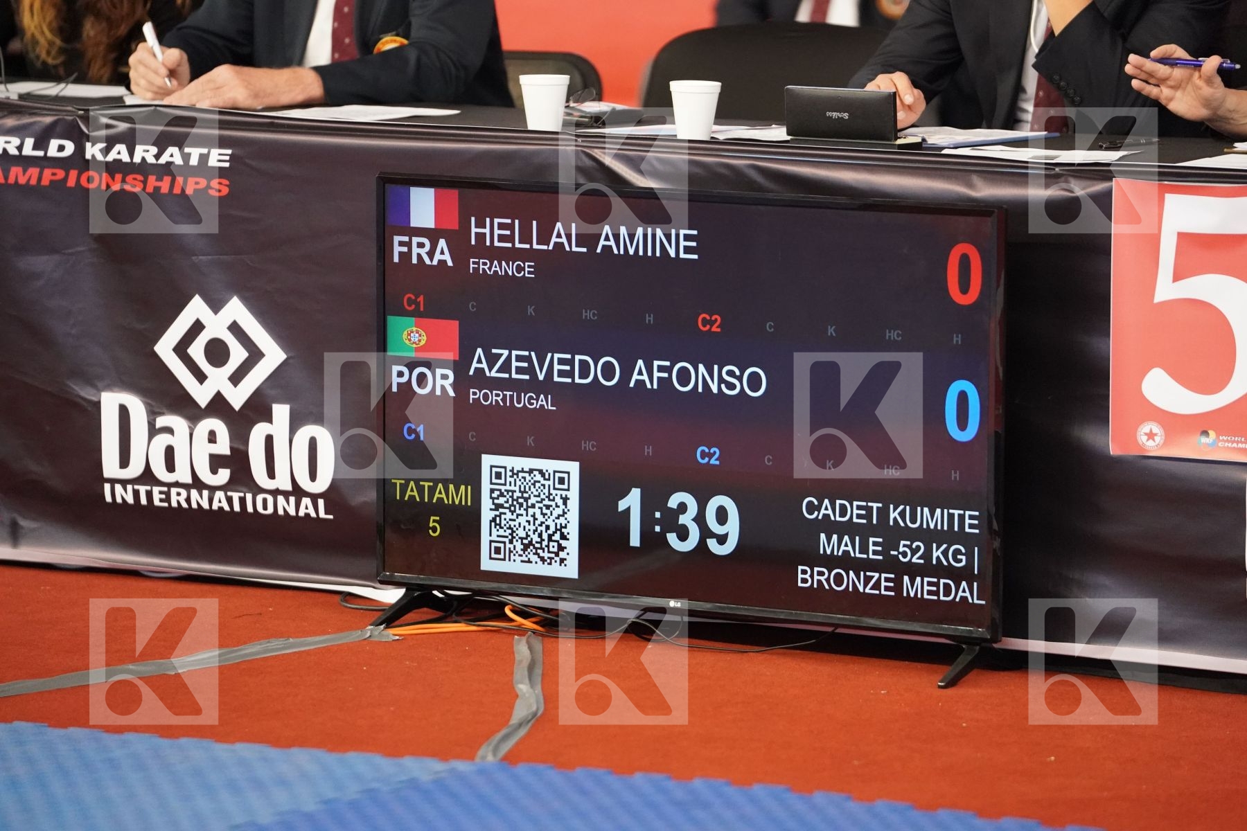 HELLAL AMINE (FRANCE) vs AZEVEDO AFONSO (PORTUGAL) in Cadet Kumite Male -52 Kg - Bronze bout